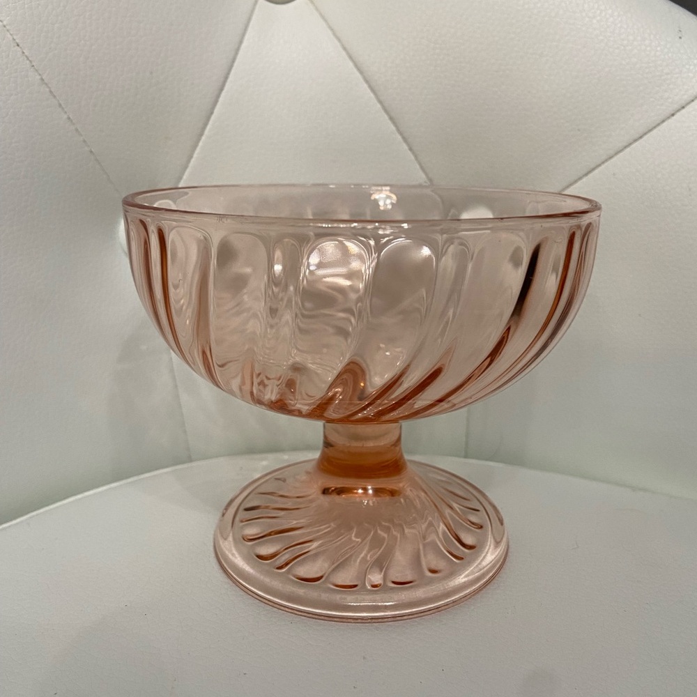 Vtg CRISTAL d'ARQUES Durand Pink Rosaline Swirl Footed Dessert Ice Cream Bowl